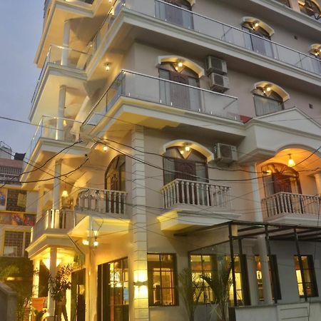Hotel Rio Benaras Benares Buitenkant foto