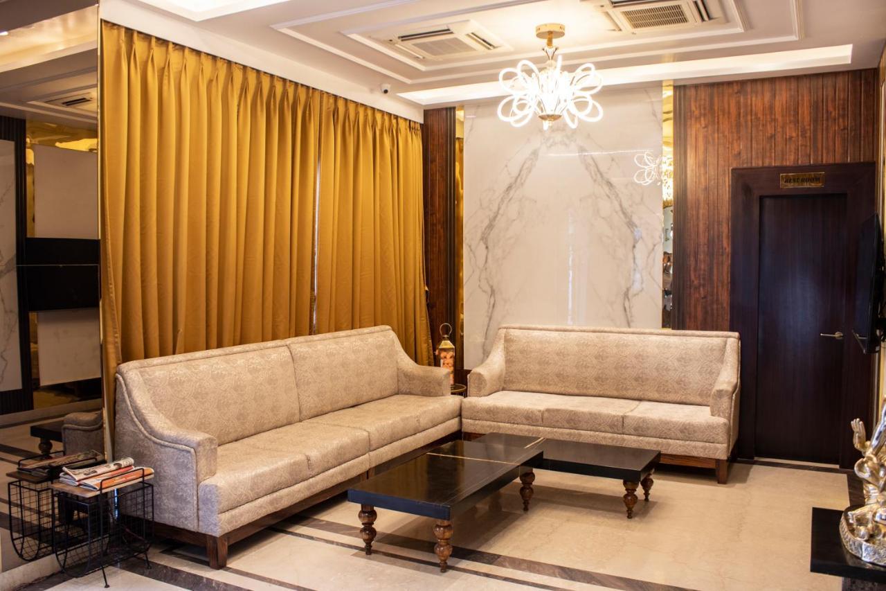 Hotel Rio Benaras Benares Buitenkant foto