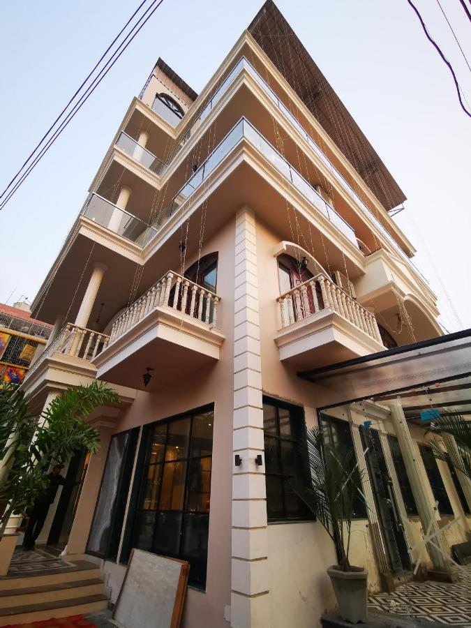 Hotel Rio Benaras Benares Buitenkant foto