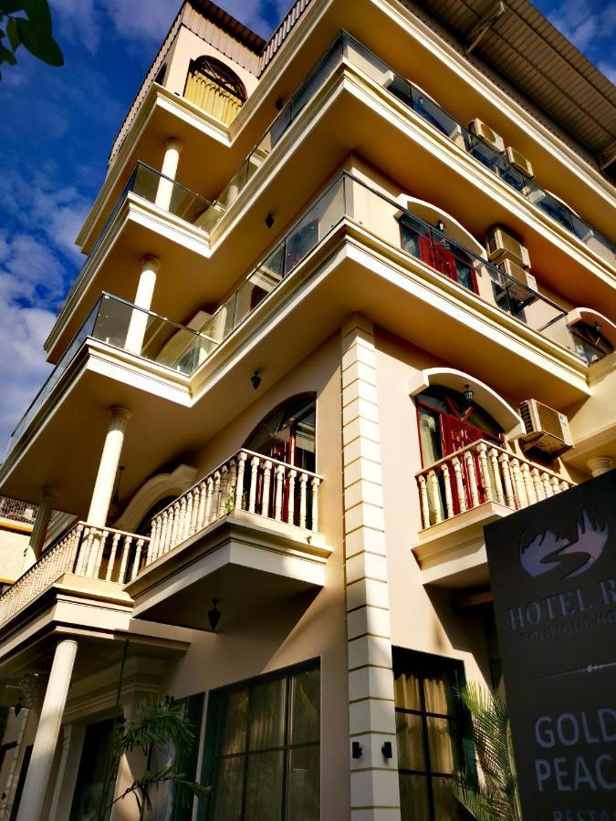 Hotel Rio Benaras Benares Buitenkant foto
